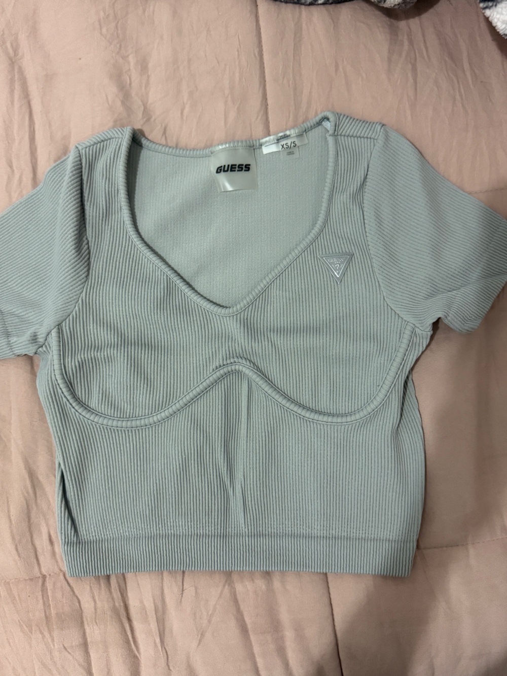 GUESS Ribbed Crop Top